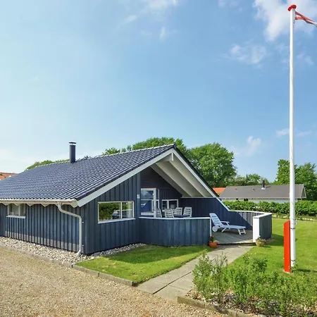 Beautiful In With House Sea View Holiday home