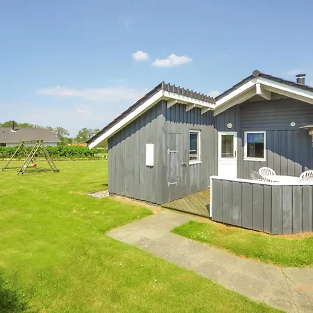 Three-bedroom In 別荘 Sjølund