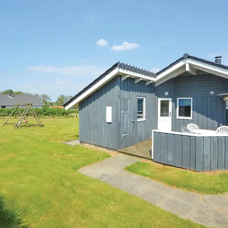 Three-bedroom In 別荘 *